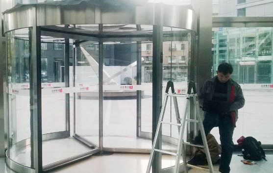 成都自動門維修—自動門不停自開自關 成都自動門維修—自動門不停自開自關