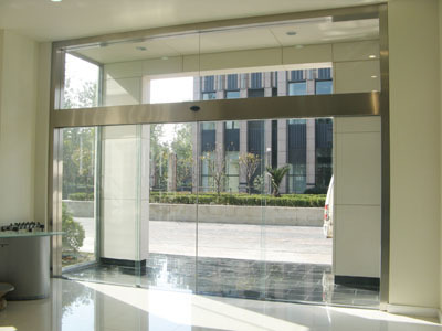 成都自動(dòng)門維修—門扇開關(guān)時(shí)自動(dòng)門速度太慢