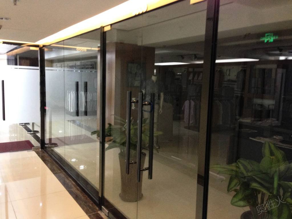 成都玻璃門價格多少錢