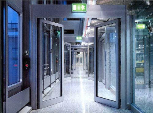 辦公室電動(dòng)玻璃門的尺寸和價(jià)格