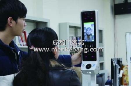 門客邦成都自動門維修介紹人臉識別門禁知識
