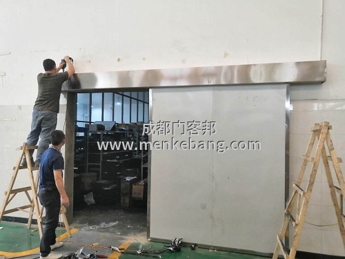 成都廠房自動感應門案例,廠房不銹鋼自動門案例,廠房刷卡門禁自動門案例 成都廠房自動感應門案例,廠房不銹鋼自動門案例,廠房刷卡門禁自動門案例