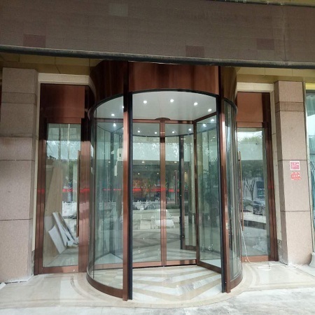 成都酒店旋轉(zhuǎn)門工程,成都酒店旋轉(zhuǎn)門工程案例 成都酒店旋轉(zhuǎn)門工程,成都酒店旋轉(zhuǎn)門工程案例